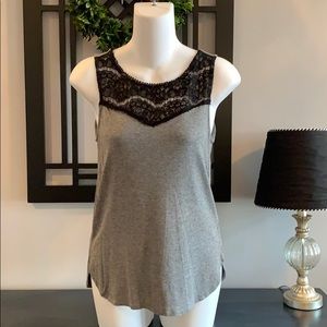 H&M women’s sleeveless black lace and gray top